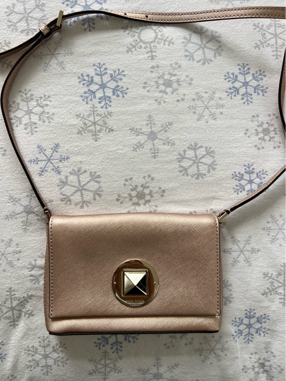 Kate Spade Rose Gold Crossbody Bag - Sleek Metallic Shoulder Purse